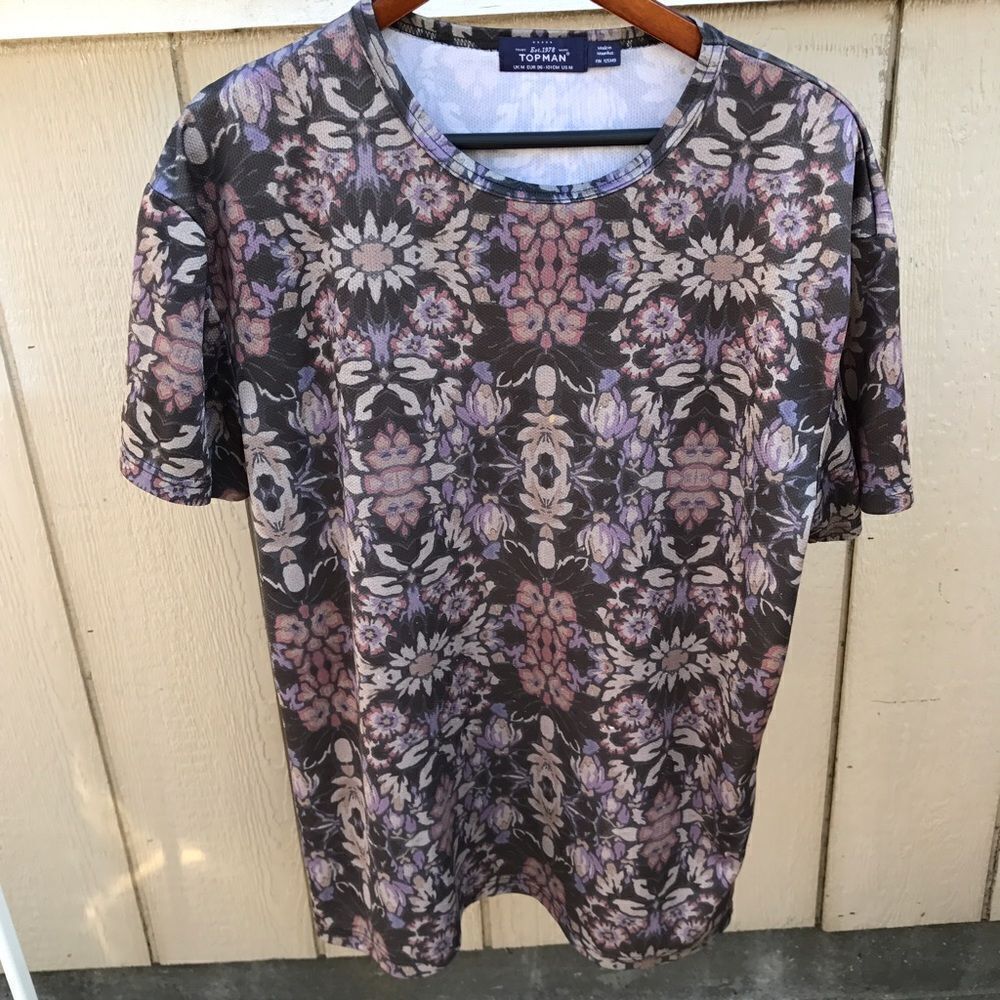 TOPSHOP TOP MAN SZ M FLORAL GRAPHIC TEE SHIRT TOP